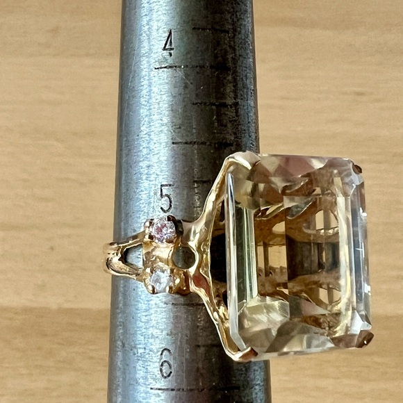 VINTAGE 14K YELLOW GLD HUGE EMERALD STEP CUT LEMON CITRINE QUARTZ RING STATEMENT - Picture 10 of 16